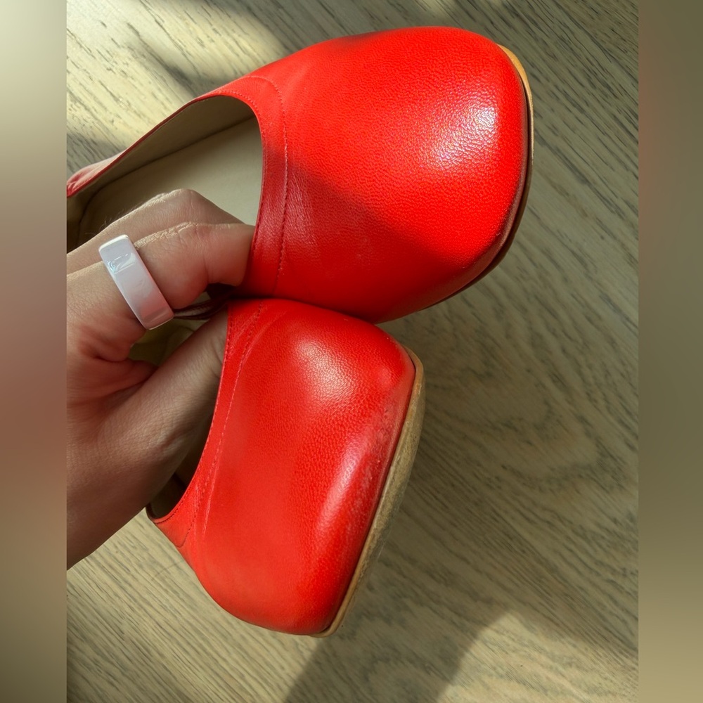 Everlane The Day Heel Red Leather Size 6.5 Made in Italy - Picture 2 of 5
